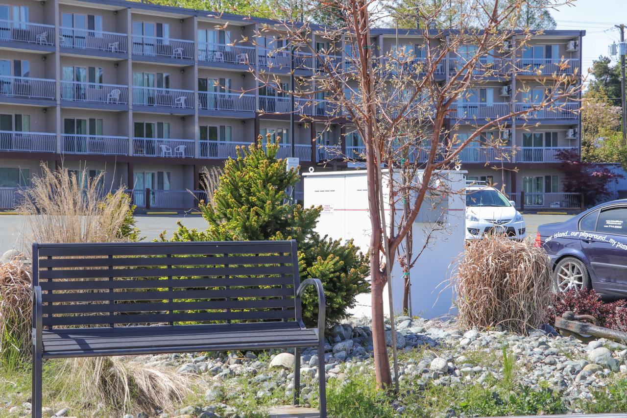 The Waterfront Suites And Marina Nanaimo Bagian luar foto